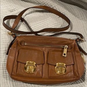 MARC JACOBS Expandable Leather Crossbody Bag